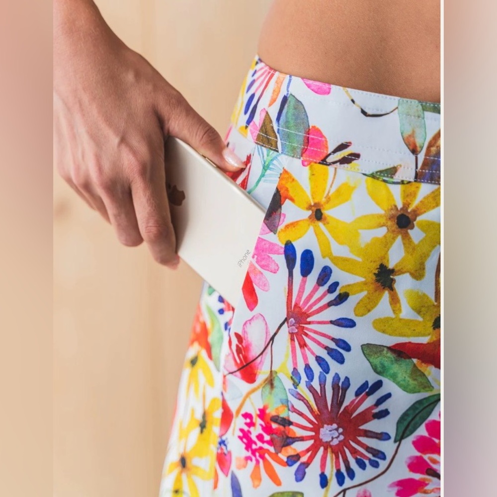 RipSkirt Hawaii Wildflower Watercolor Floral, Length 2, Wrap Skirt, EUC, Sz.L - Picture 4 of 12
